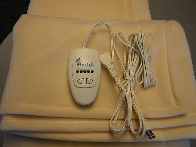 can electric blankets cause joint pain